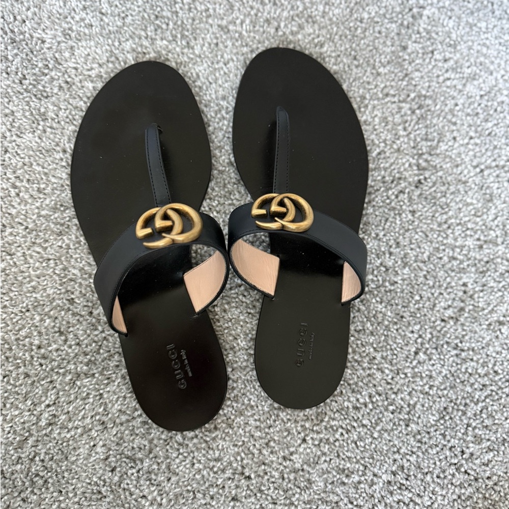 Gucci Black Sandals with Gold Logo